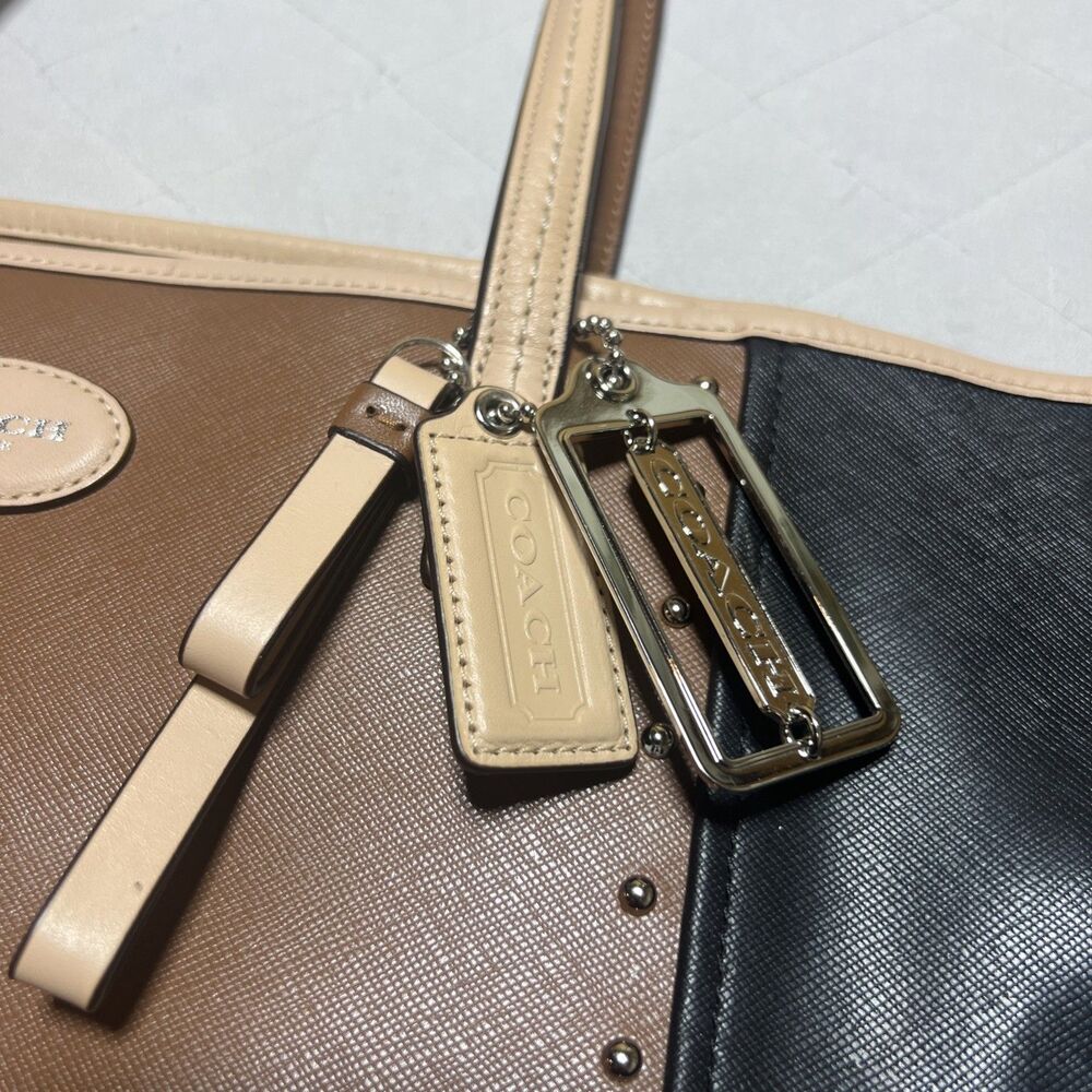 COACH Metro Colorblock beige/brown Studded Leather Tote Bag E1421-F31325 - Picture 4 of 9